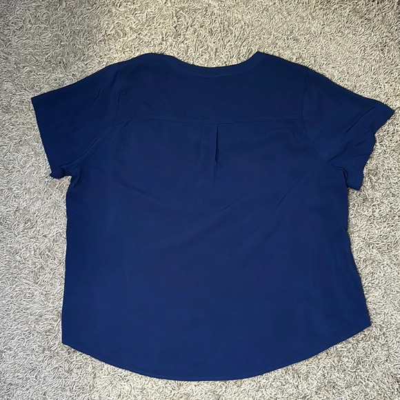 Torrid Blue Buttoned Blouse Vneck Style with Mandarin Collar Plus Size-Size 3X - Picture 6 of 6